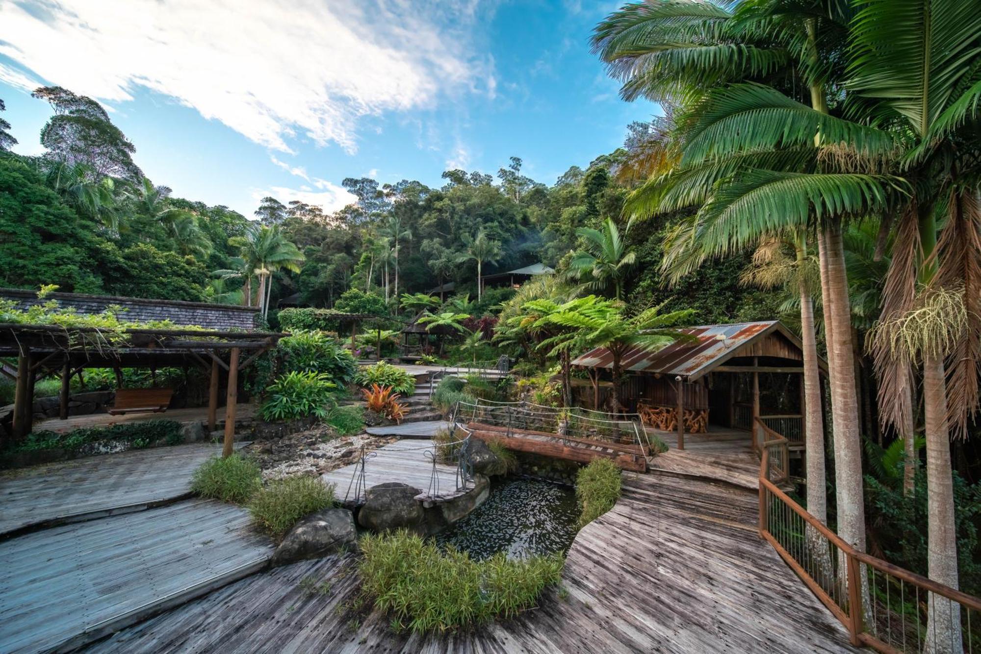 Secrets On The Lake Montville Exterior photo