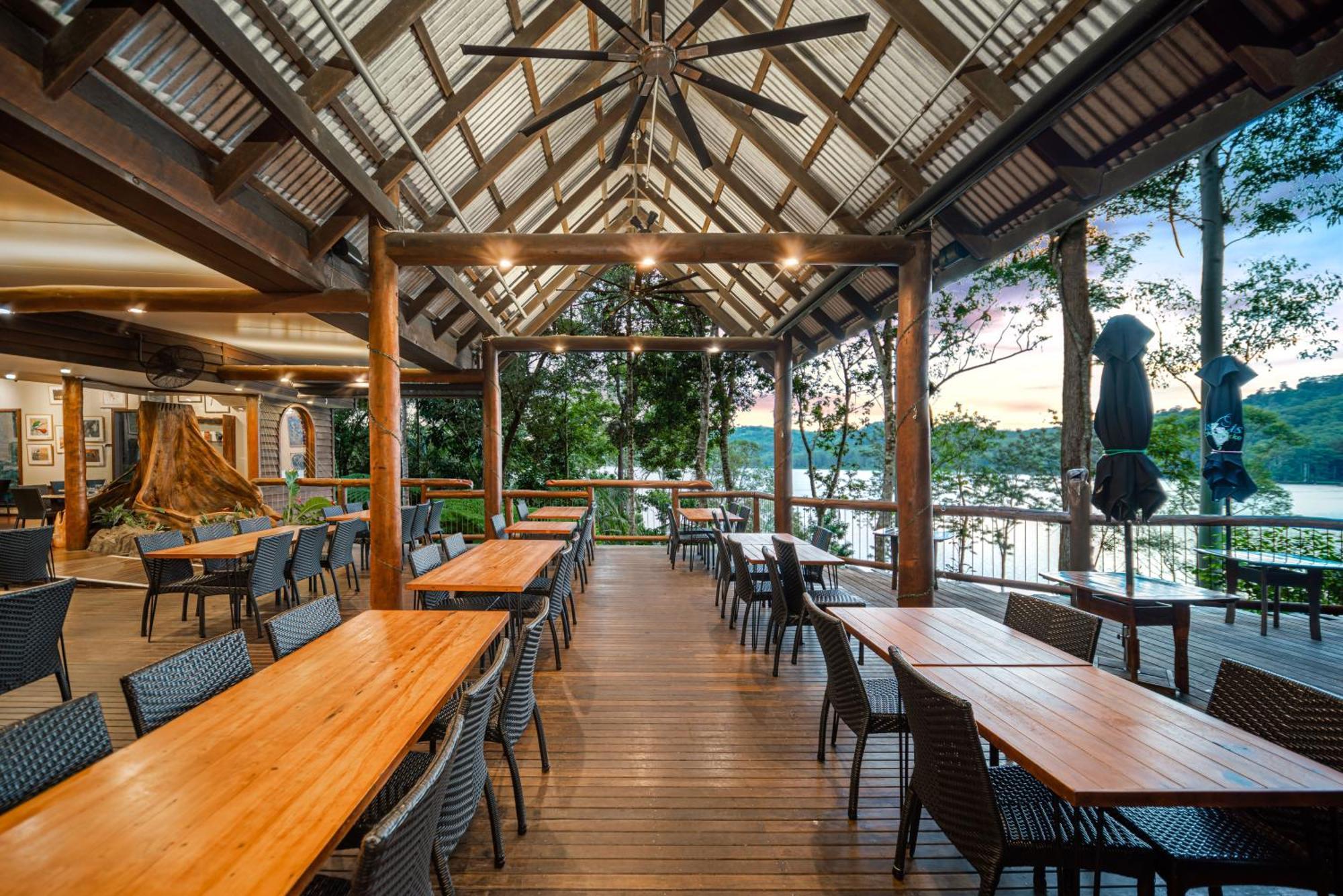 Secrets On The Lake Montville Exterior photo