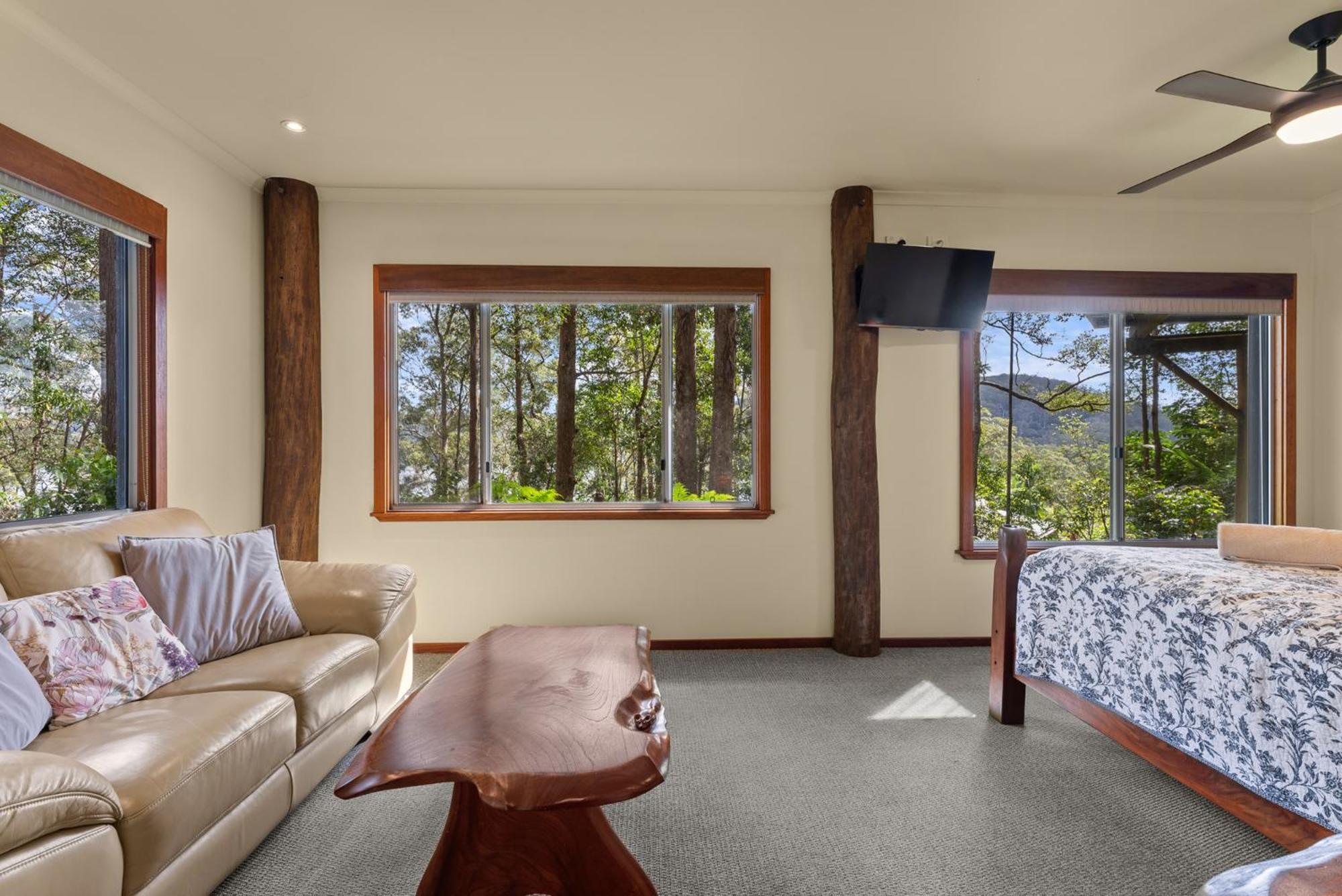 Secrets On The Lake Montville Exterior photo