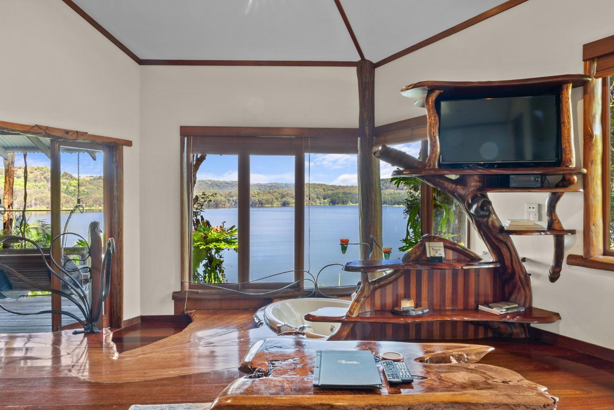 Secrets On The Lake Montville Exterior photo