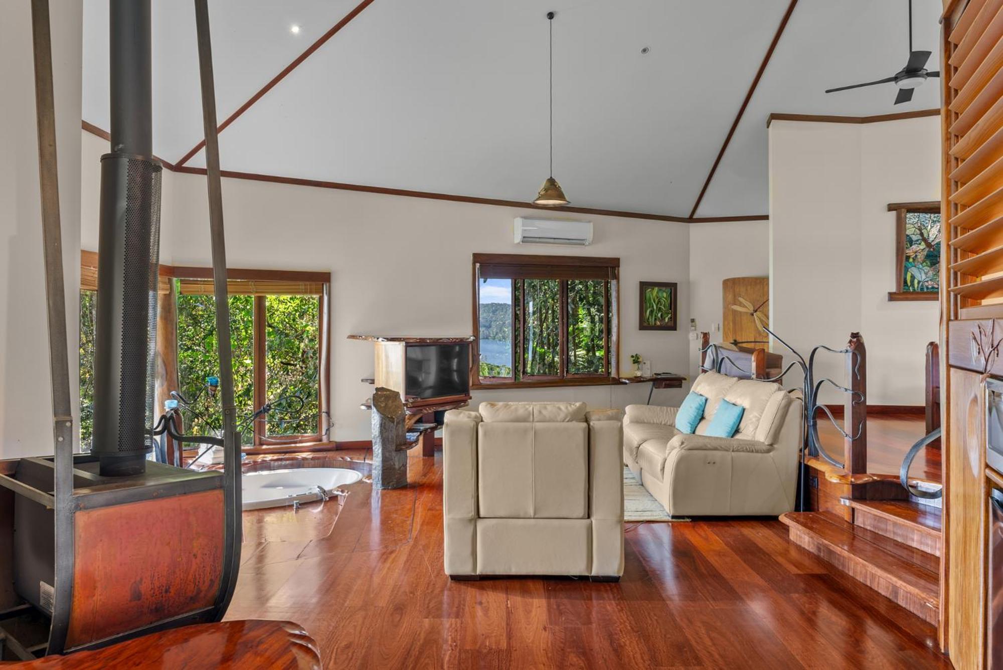 Secrets On The Lake Montville Exterior photo